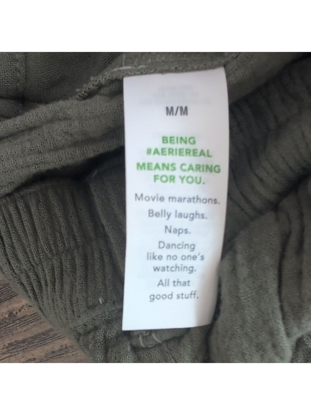 Aerie Textured Women's Bermuda Dress Shorts M NWT 216JH - Picture 10 of 10